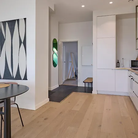 Luxury 2br With Garden, 5mins From Old Town & * Tallinn